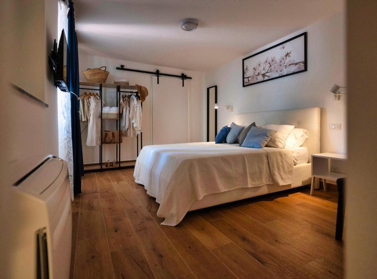 Diomira Apartment Taormina Bagian luar foto