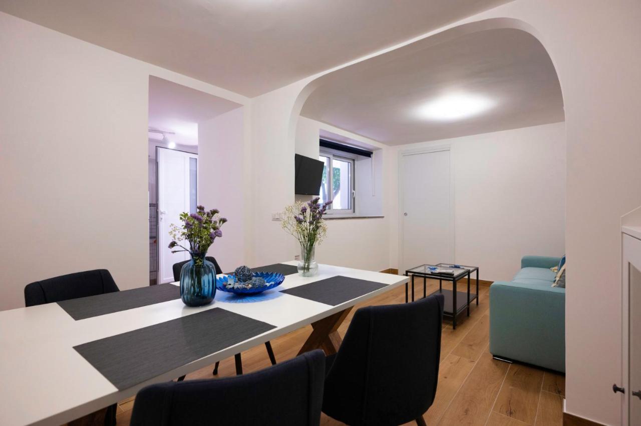 Diomira Apartment Taormina Bagian luar foto