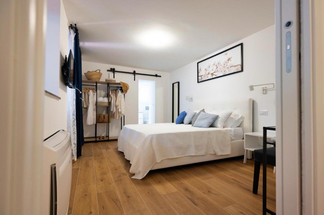 Diomira Apartment Taormina Bagian luar foto